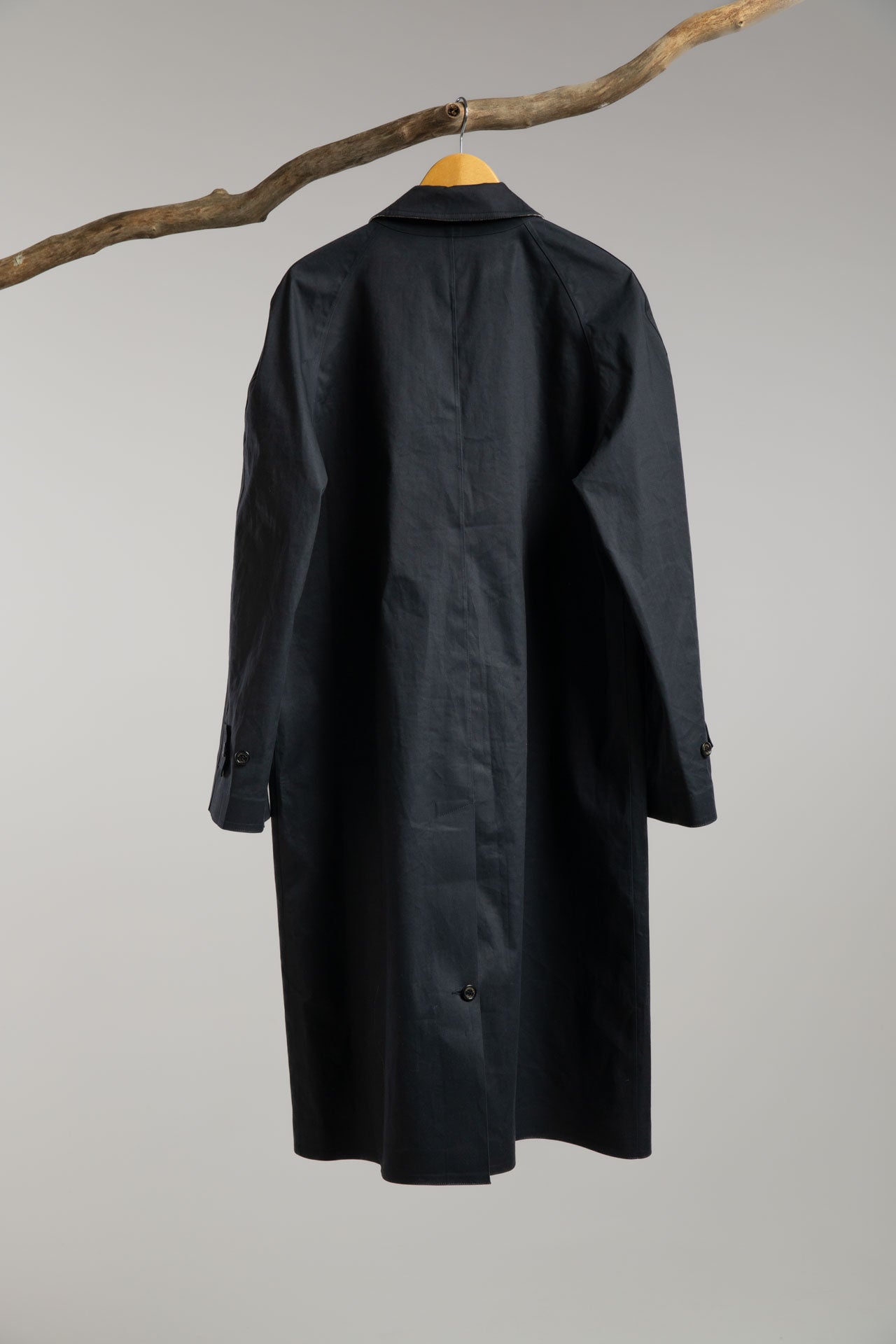 Hancock Article 73 - Single Breasted Long Coat with Newspaper Pockets